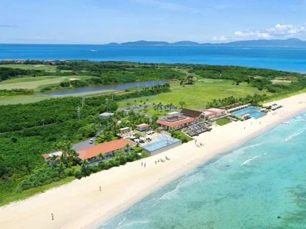 【沖縄県・小浜島】ホテルレストラン洋食料理長候補／正社員／月給37万円～／沖縄県小浜島◆三井不動産グループ◆2025年夏リニューアルオープン！開業メンバー募集！