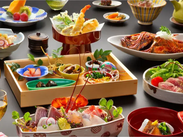 【正社員募集】和食調理スタッフ｜伊豆の旬を届ける老舗旅館で経験を活かす ～年休115日／社員寮あり／実質無料の従業員食堂／賞与年2回～