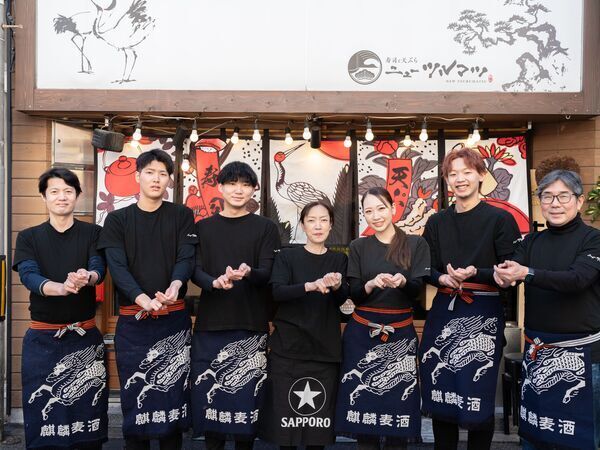 【紹介案件】\最短半年で店長に昇格可能な店長候補/目標100店舗&5年で8店舗出店でポジション多数!本部管理職など店長昇格後のキャリアアップも多彩!成長率200%超で推移する勢いある企業です!