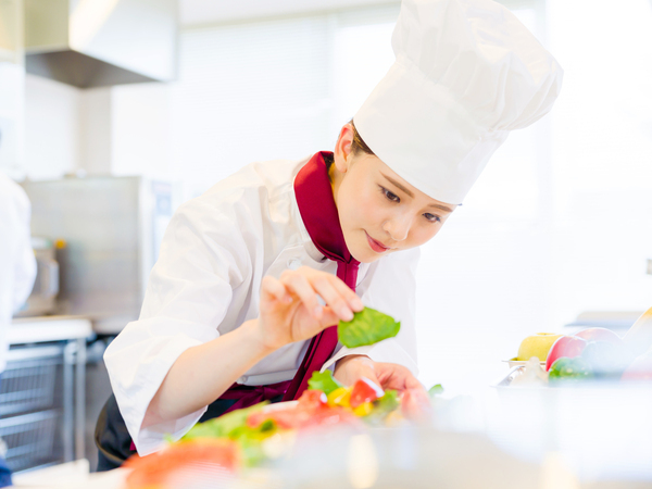 【東証プライム上場】料理長候補（新潟）｜昇給賞与年2回・年間休日120日