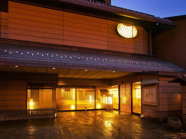 ＜岐阜・飛騨高山＞賞与年3回・社員寮完備！飛騨高山の老舗旅館「本陣平野屋」で、趣向を凝らした本格寿司を提供しませんか？