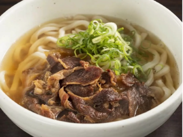 香川県名物
「本場讃岐うどん」を提供しています。