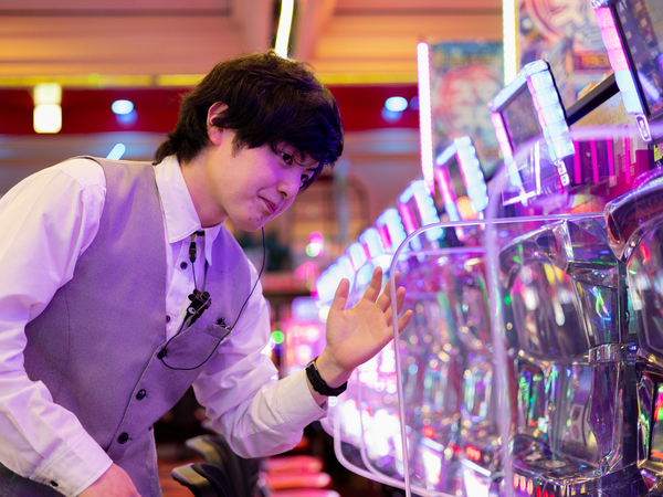 カラオケ店などでの勤務経験がある方
きっと当店でスキルを活かせます!