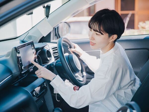 自家用車や公共交通機関で
自宅から直行直帰となります!