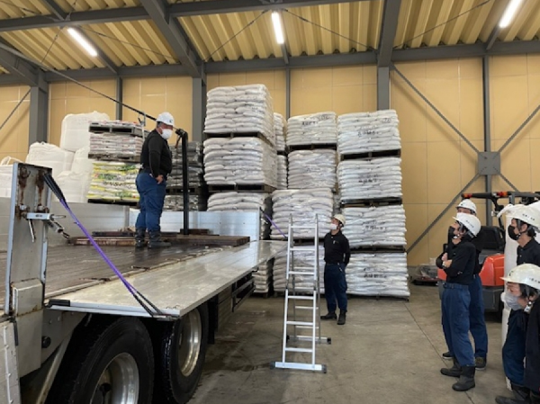 安全・安心を届け「社員が幸せになれる会社」