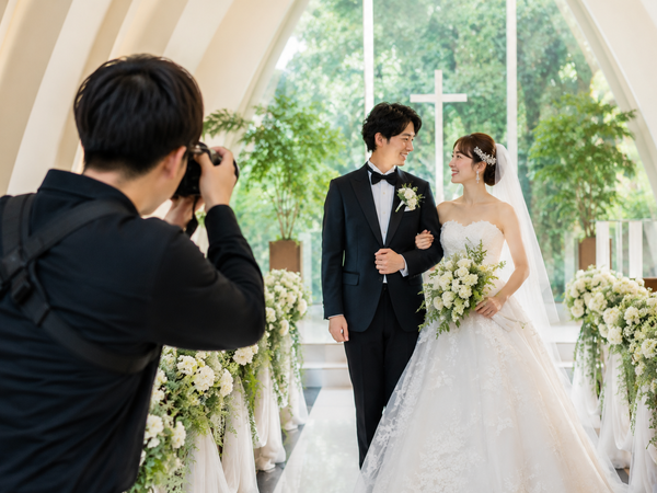 未経験OK！【映像編集クリエイター】結婚式場グラストニア／上場企業／経験者尚歓迎◎／転勤なし