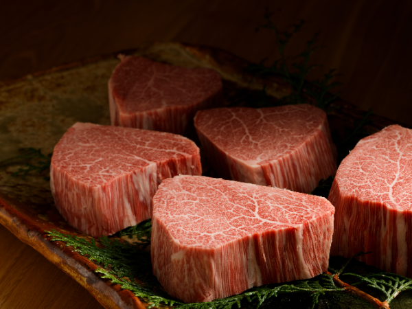 世界最高峰のブランド和牛を
扱う仕事です