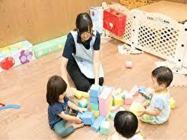 <紹介予定派遣>保育園運営企業などを統括するHD企業で経理