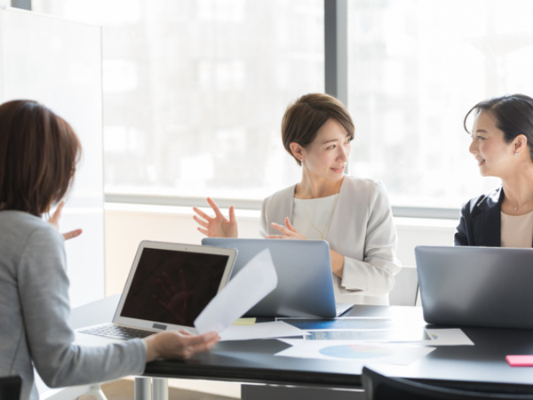 池袋駅より1駅・新大塚駅より徒歩3分会計センターで正社員