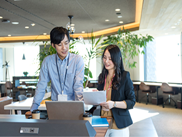 新聞全国紙の関連企業での経理