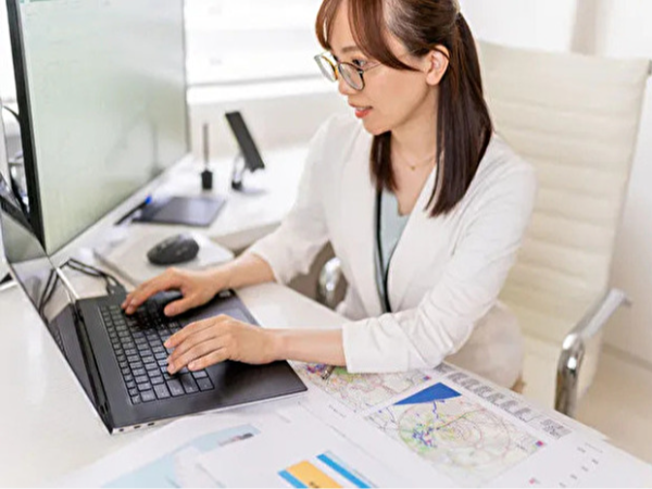 赤坂駅／財務コンサル会社で経理業務