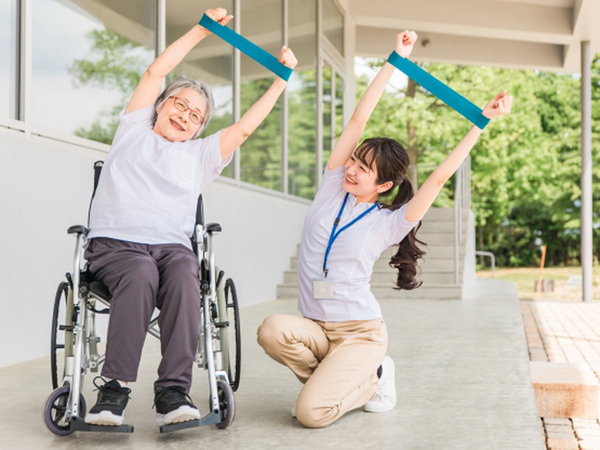 利用者さまと「好き」や「楽しい」を共有しながら、笑顔があふれるお仕事をしませんか?