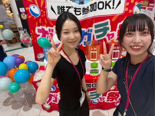 【事務接客スタッフ】『平日は事務所などでサポートの事務のお仕事～ショッピングモールなどで土日のイベント楽しみながら働ける！』