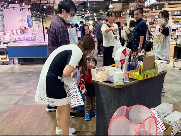 【ドンドン宣伝活動】『空いてる時間に宣伝PRなどを行うお仕事！学生OKなコレは激熱な平日土日接客が大メインのお仕事しましょうか』