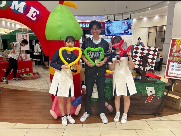 【イベントスタッフ】『正社員で給料UPに向けた大サービス！コレは激熱な平日土日接客が大メインのお仕事しましょうか』