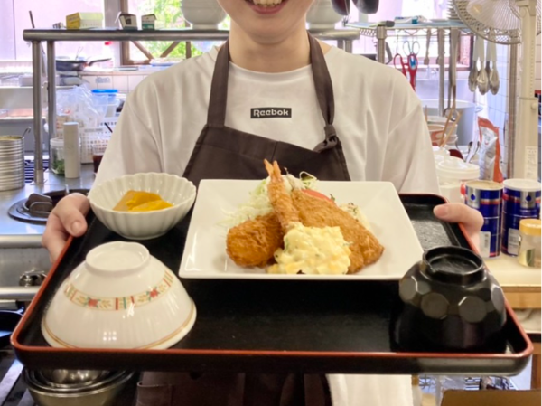 日本郵便内社員食堂 株式会社ワコー食品