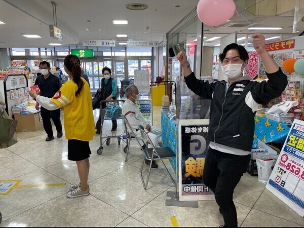 💗【ガンガンイベント接客】💗『正社員で給料UP&案内の成長ならコレは激熱な平日土日接客が大メインのお仕事』