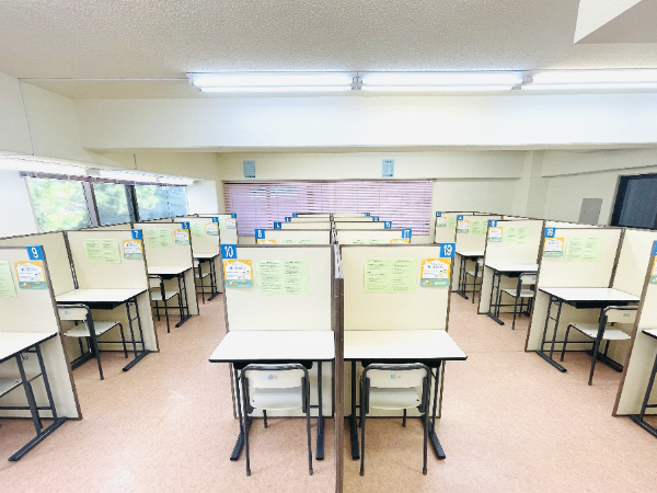 全国的チェーンであることの確かな情報 ×長年培った地域の独自ノウハウでサポートします