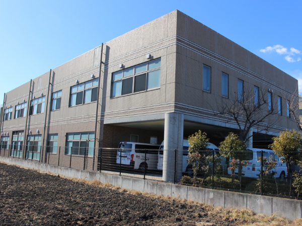 楽しく笑顔になれる！施設ではたらきませんか？各種SNSも発信中！ハッピーネットで検索♪