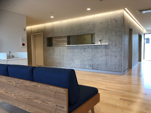 ★髪色・カラコン・ピアス・ネイル自由★お話を聞くことが好きな方大歓迎!「好き」「得意」を活かして一緒に働きませんか?