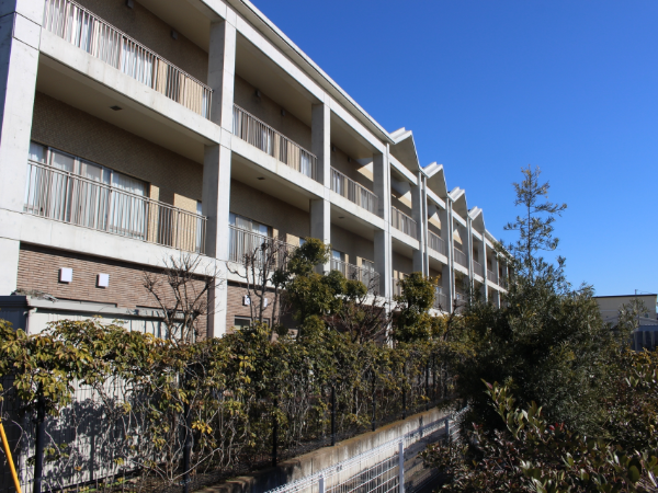 楽しく笑顔になれる!施設ではたらきませんか?各種SNSも発信中!ハッピーネットで検索♪