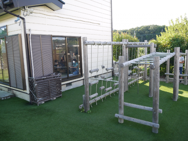 ★髪色・カラコン・ピアス・ネイル自由★子どもたち1人ひとりに寄り添える、ここなら笑顔で働けると確信しました＿YouTubeでVlog・密着動画も公開中！