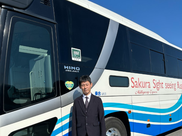 12メートルの巨体はもはや「操縦」。ハラハラドキドキの実車研修 