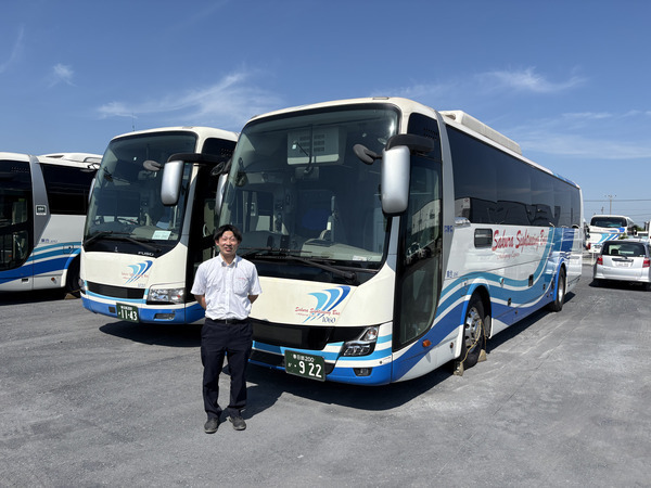 【高速夜行バスの運転手│正社員】月収の総支給目安40万円以上! ◎残業ほぼなし ◎Uターン・Iターン応援! ◎未経験OK!資格取得支援制度あり ◎充実のサポート体制&福利厚生 ◎完全週休2日制&年間休日105日 ◎三ツ星優良事業者認定