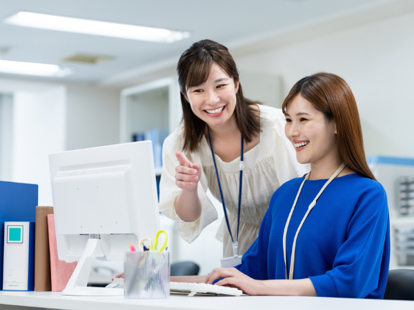 時給1,350円以上／車通勤可＊残業少なめ＊大手メーカーで営業事務