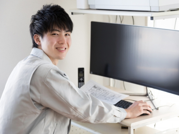 時給1,500円以上／鳥栖市/☆経験不問のCAD操作//電話対応無し♪