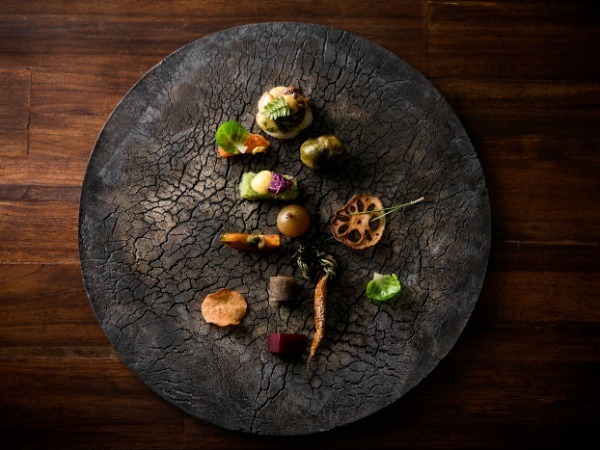 〈給与30万～45万・ 寮完備〉北海道唯一の2ミシュランキー受賞旅館！料理人として新たなレベルにステップアップしませんか？