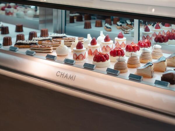 【紹介案件】奈良県・奈良市｜製菓、パティシエ｜月給24万～40万円｜賞与年2回