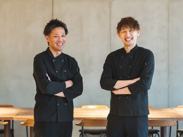 【紹介案件】神奈川県・横浜市西区｜レストランサービススタッフ｜月給30万～40万円｜賞与年2回