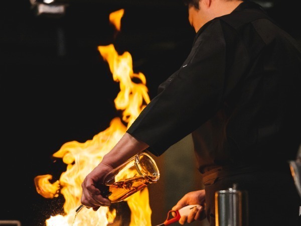 【静岡・西伊豆】副料理長！給与35万以上！社宅あり！高級リゾートホテルで本物の料理を提供しませんか？～あたら夜 西伊豆~