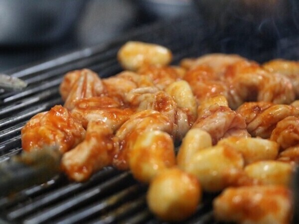 【紹介案件】大阪府・大阪市福島区｜店舗スタッフ｜月給30万～35万円｜賞与年2回