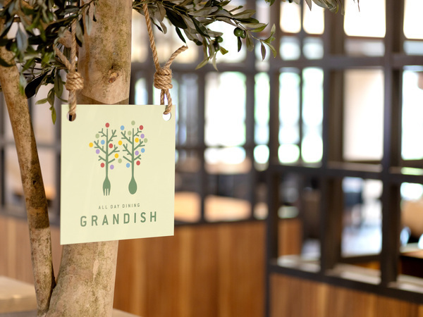 【紹介案件】兵庫県・三木市｜ホール・サービススタッフ｜月給25万～29万円｜賞与年1回