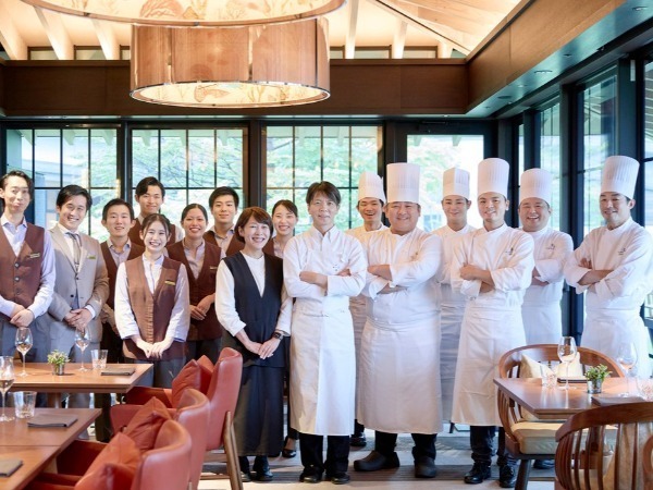 ＜栃木・日光市＞ザ・リッツ・カールトン日光のサービススタッフ募集！四季折々の自然を感じられるラグジュアリーホテルで一流のサービスを目指しませんか？