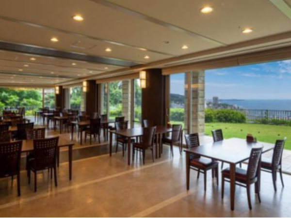 26-074_新規リニューアルオープンの レストラン責任者