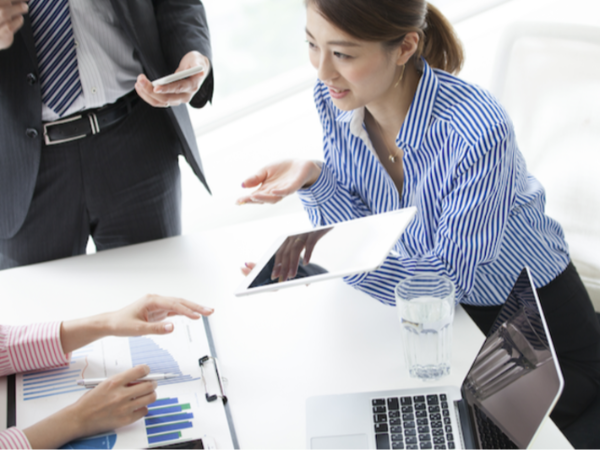 R7-354_商品企画(香水、フレグランス)