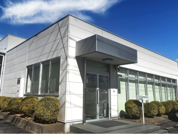 【つくば市/正社員/工事スタッフ】◆業界未経験OK◆充実のチームサポートで未経験から月給50万円以上も可能◆働きやすさを支える各種福利厚生◆奨学金返済支援制度あり◆産休・育休取得実績あり◆賞与年3回◆奨励金、随時昇給あり◆勤続年数長い方も多数◆イチから手に職をつけるチャンス！