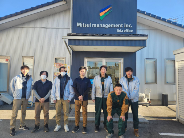 【飯田市/正社員/工事スタッフ】◆業界未経験OK◆充実のチームサポートで未経験から月給50万円以上も可能◆働きやすさを支える各種福利厚生◆奨学金返済支援制度あり◆産休・育休取得実績あり◆賞与年3回◆奨励金、随時昇給あり◆勤続年数長い方も多数◆イチから手に職をつけるチャンス!