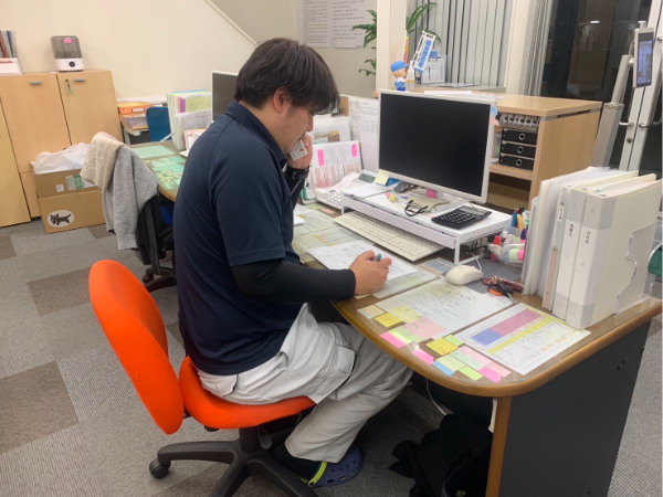 安心・安定して長く働ける会社。
若手活躍中の営業所もあり！