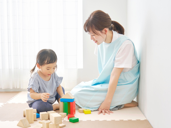 ☆1日2時間~OK♪朝だけ・夕方だけのスポット勤務も可能◎☆年齢・経験不問!空き時間を活かして無理なく働けます♪☆子どもの「やってみたい!」を大切にする主体性保育◎☆ライフスタイルに合わせて、保育の仕事を続けたい方歓迎♪