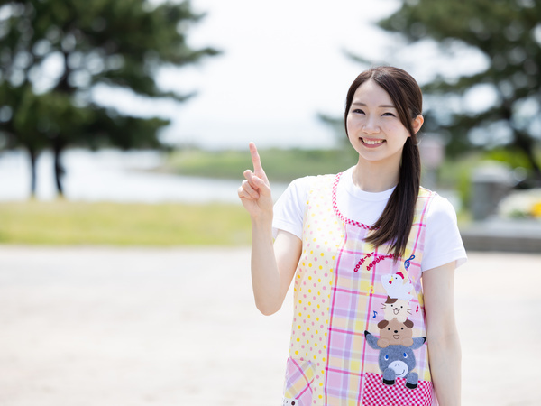 ☆少人数定員19名で一人ひとりに寄り添った保育ができます♪☆正社員で賞与支給実績あり、安定した働き方が可能★☆育児休業取得実績ありでライフステージに合わせた勤務も◎☆マイカー通勤可能で通勤も安心、未経験者も歓迎の職場です♪