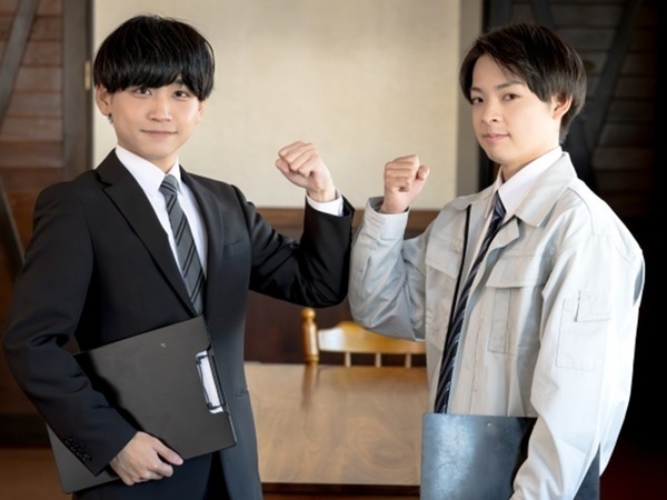 金属加工作業〇日勤〇年間休日126日〇完全週休2日制〇転勤なし