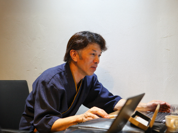 ビュッフェレストラン伝　店長候補　