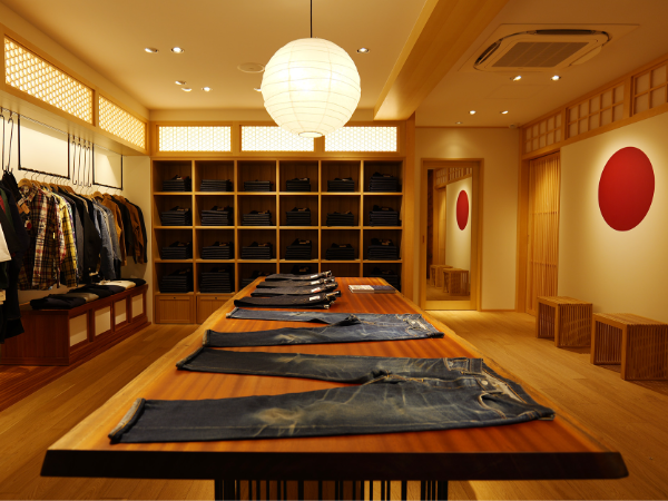 【正社員／施工管理・総合プロデュース】月給299,000円以上／年間休日123日／社会保険完備／業界未経験歓迎／休みが取りやすい環境