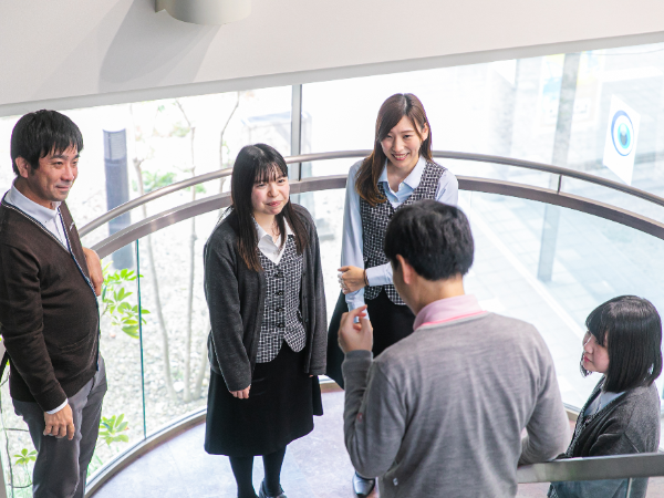 ■ 研修制度（未経験前提の育成体制）
