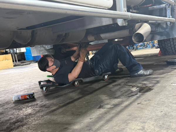 知識欲＆好奇心が旺盛な車好きの先輩たちが活躍しています！