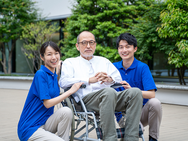 【賞与4.0ヶ月分】埼玉県熊谷市大塚の特別養護老人ホーム（定員80名）でケアスタッフを募集中です！充実の研修・資格取得支援でキャリアアップも可能です